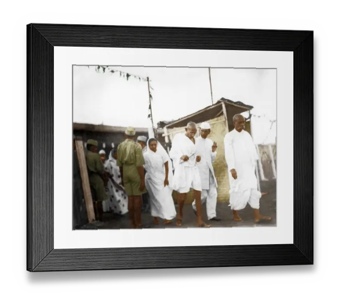 Framed Print : Mahatma Gandhi with Manibehn Patel and father, Sardar Vallabhbhai Patel, India, Asia, 1934, Asia