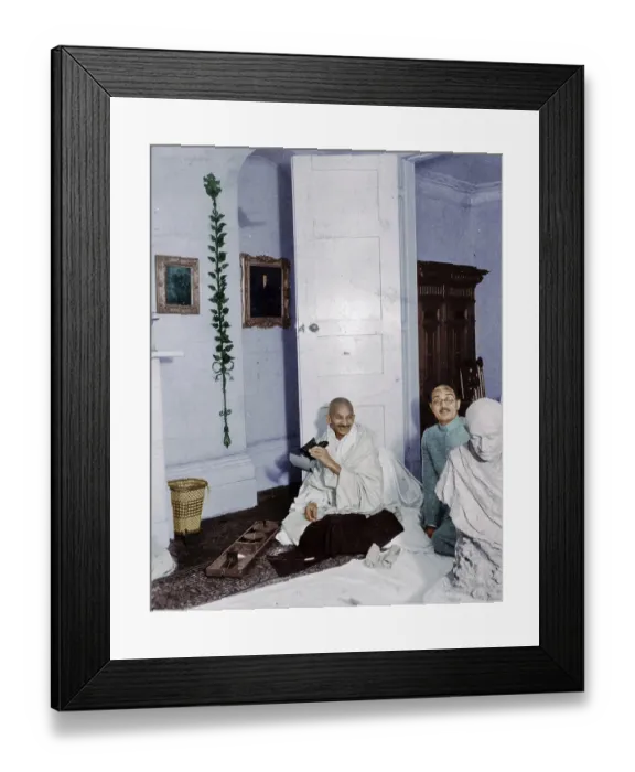 Framed Print : Mahatma Gandhi with a stereo viewer, London, England, October 22, 1931
