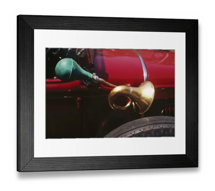 Framed Print : Ford 1930, antique car horn, india