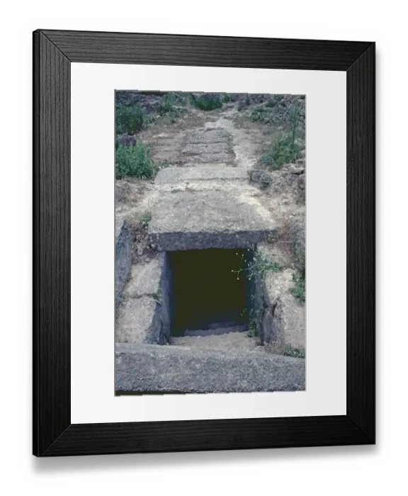 Framed Print : Burial chamber, royal palace, Ugarit, Syria, May 1987, vintage, retro, old, historical, Asia