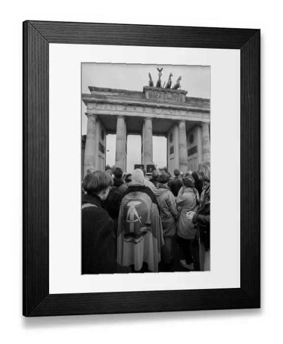 Framed Print : Germany, Berlin, 16 February 1992, DT64 demonstration (against the closure of the station), at the Brandenburg Tor, Europe