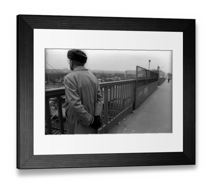 Framed Print : Germany, Berlin, 19 / 02 / 1992, Bornholmer Strasse S-Bahn station, Boesebruecke, Europe