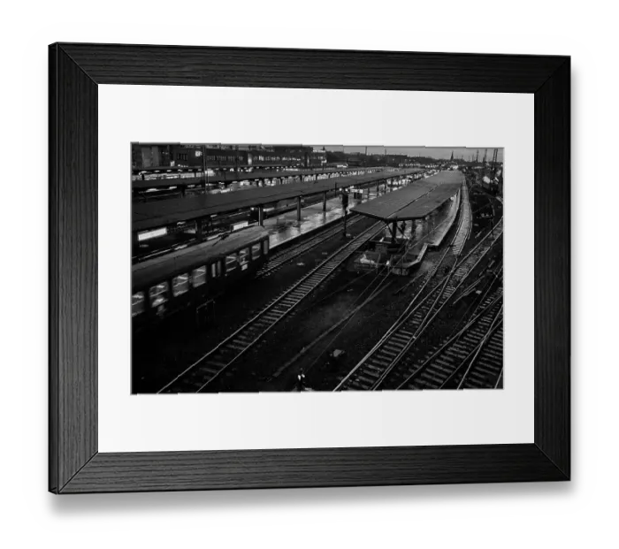 Framed Print : Germany, Berlin, 03.02.1992, Lichtenberg railway station, tracks, platform, passenger train, Europe
