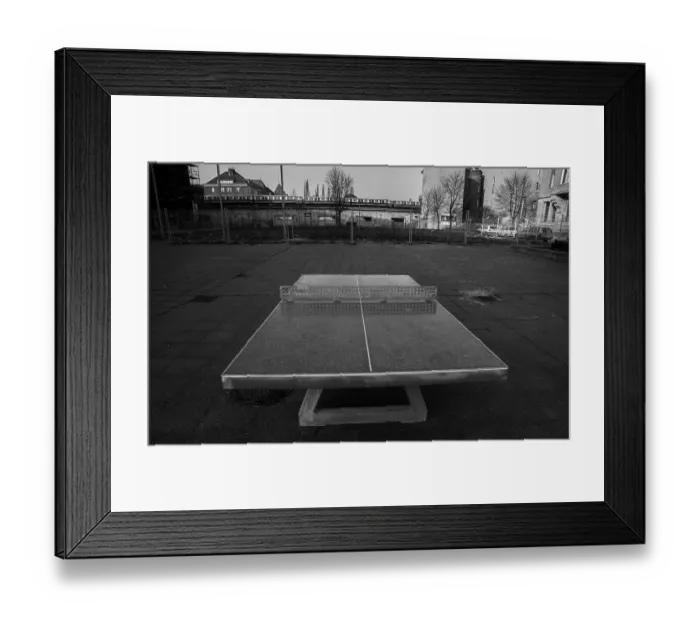 Framed Print : Germany, Berlin, 19 / 02 / 1992, Hegelplatz, table tennis table, S-Bahn line, Europe