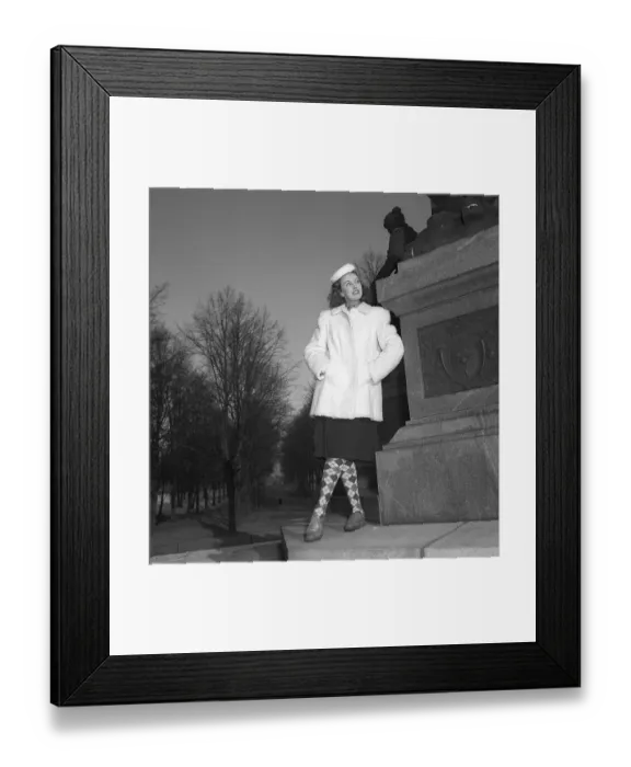 Framed Print : Fashion of 1946. A woman pictured wearing the typical fashion of the postwar era. Kristoffersson ref Y11-2