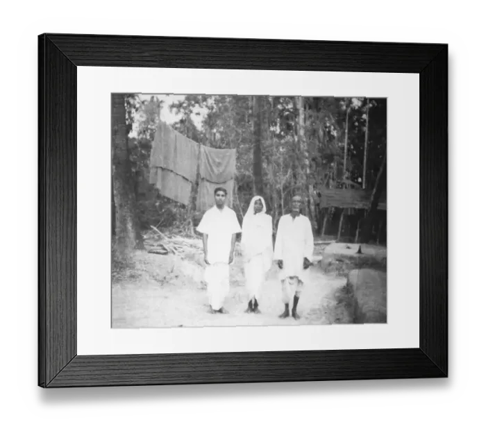 Framed Print : Three people from Noakhali East Bengal in front of damaged buildings after the riots between Hindus and Muslims Framed Print : Three people from Noakhali East Bengal in front of damaged buildings after the riots between Hindus and Muslims