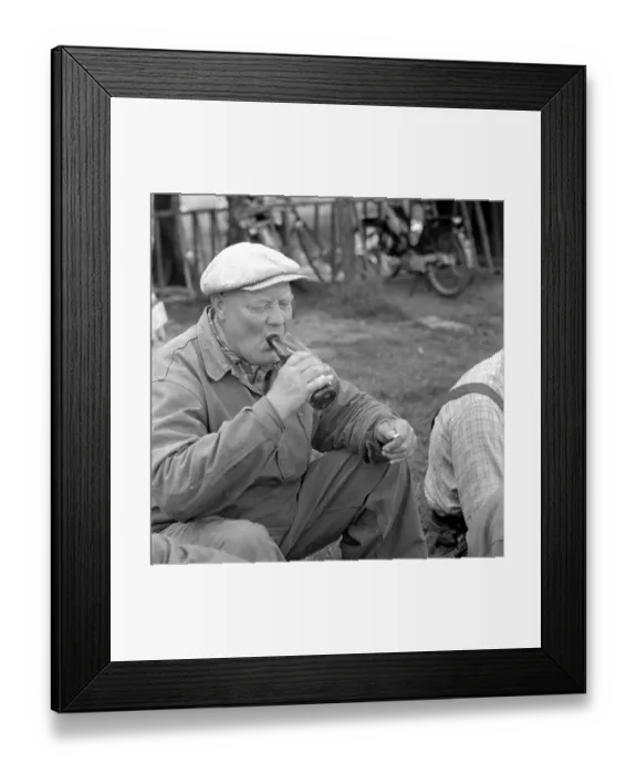 Framed Print : Log rafting in the 1950s on Lake Marmen Marmen or Marman. A lake west of Ljusne in the municipality of Soederhamn in Haelsingland and part of the Ljusnan main catchment area
