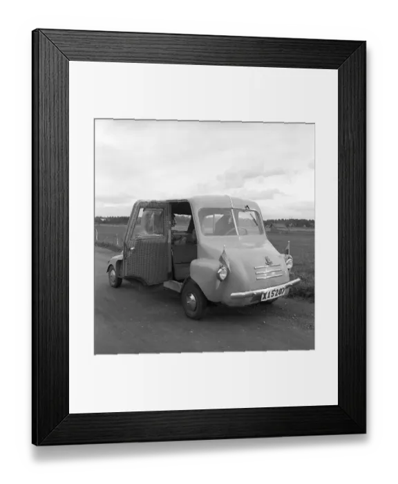 Framed Print : A home-built car in 1952. Rune Wistroem from Stugsund built his self-made small car with registration number X15207. The initial letter X indicates that the car is registered in Gaevleborg County
