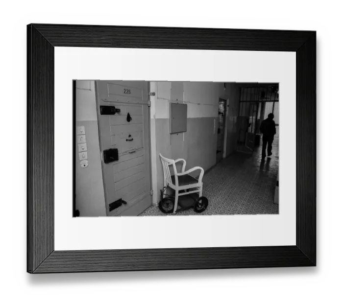 Framed Print : Germany, Berlin, 6 March 1992, Hohenschoenhausen Stasi remand prison, cell door, wheelchair, Europe Framed Print : Germany, Berlin, 6 March 1992, Hohenschoenhausen Stasi remand prison, cell door, wheelchair, Europe