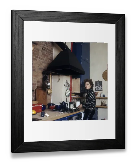 Framed Print : Viveca Lindfors. Swedish-American Actress. 1920-1995. Pictured in her New York apartment 1971 Framed Print : Viveca Lindfors. Swedish-American Actress. 1920-1995. Pictured in her New York apartment 1971