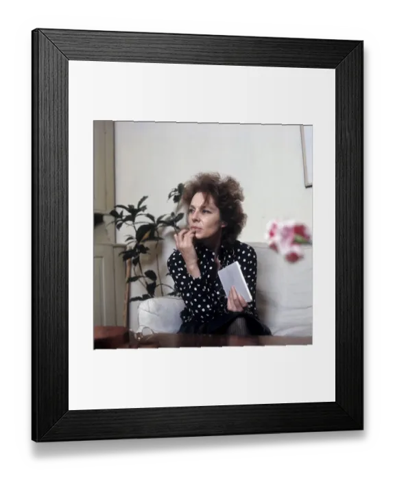 Framed Print : Viveca Lindfors. Swedish-American Actress. 1920-1995. Pictured in her New York apartment 1971 Framed Print : Viveca Lindfors. Swedish-American Actress. 1920-1995. Pictured in her New York apartment 1971