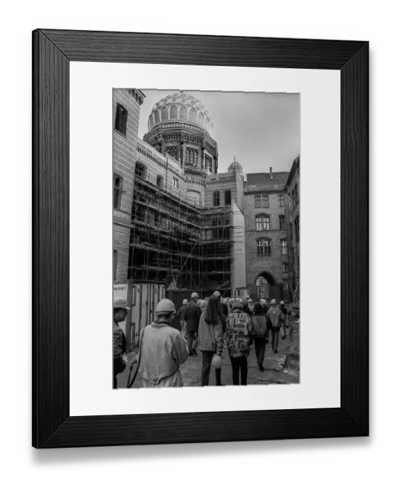 Framed Print : Germany, Berlin, 02.03.1992, Youth consecrations visit the New Synagogue under construction in Oranienburger Strasse, Europe