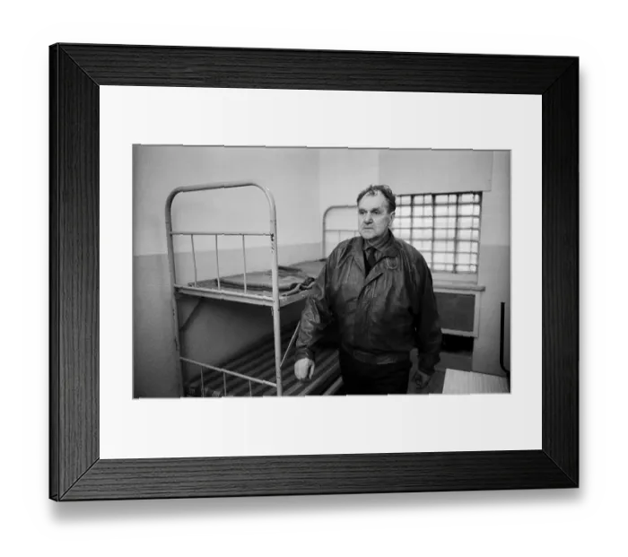 Framed Print : Germany, Berlin, 6 March 1992, Hohenschoenhausen Stasi remand prison, Otto Ruhland, former prisoner in his cell, step forward!, Europe
