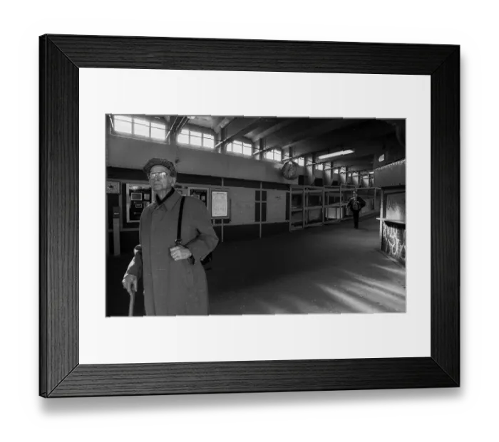 Framed Print : Germany, Berlin, 13 March 1992, Friedrichstrasse station, crossing over the Spree to the station, Europe Framed Print : Germany, Berlin, 13 March 1992, Friedrichstrasse station, crossing over the Spree to the station, Europe