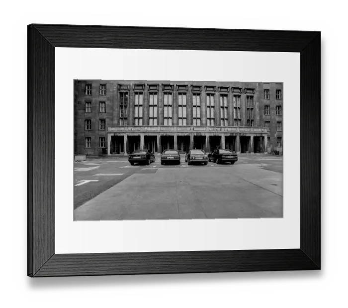 Framed Print : Germany, Berlin, 16 March 1992 Framed Print : Germany, Berlin, 16 March 1992