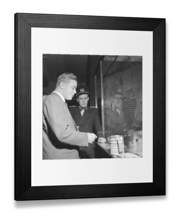 Framed Print : The Rita cinema on Birger Jarlsgatan in Stockholm in 1951