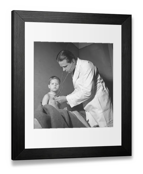 Framed Print : World War 2 in Europe. Finnish children in Sweden