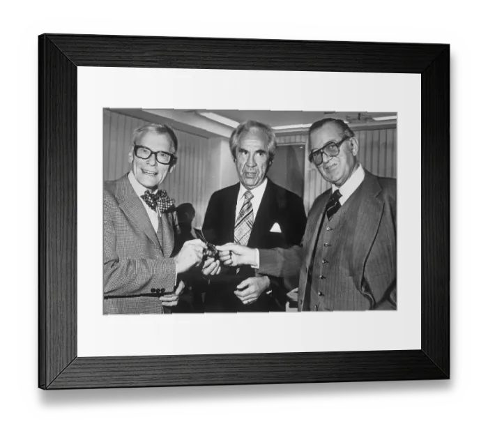 Framed Print : Arne Larsson, 1915-2001 known as the world's first person to receive an artificial cardiac pacemaker Framed Print : Arne Larsson, 1915-2001 known as the world's first person to receive an artificial cardiac pacemaker