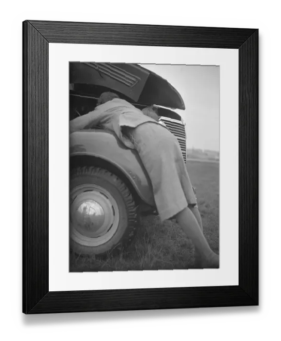 Framed Print : In the 1930s. A course for female drivers of ambulances and trucks during the Second World War in Sweden on November 4, 1939. One of the activites on the course is knowledge of the engine troubleshooting and repairing. 4 November 1939 Framed Print : In the 1930s. A course for female drivers of ambulances and trucks during the Second World War in Sweden on November 4, 1939. One of the activites on the course is knowledge of the engine troubleshooting and repairing. 4 November 1939