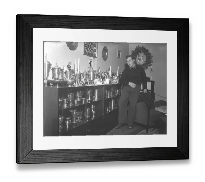 Framed Print : Ake Seyffarth, 1919-1998 Swedish athlete Framed Print : Ake Seyffarth, 1919-1998 Swedish athlete