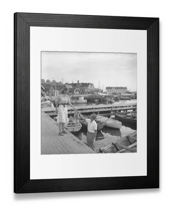 Framed Print : In the 1940s. A scene taken during the filming of a movie in Bohuslaen Sweden