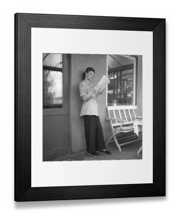Framed Print : Women's fashion in the 1940s Framed Print : Women's fashion in the 1940s