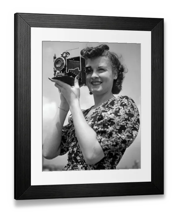 Framed Print : Amateur photographer in the 1940s Framed Print : Amateur photographer in the 1940s