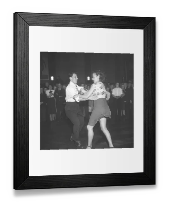 Framed Print : Jitterbug dance. A dance popularized in the United states and spread by American soldiers and sailors around the world during the Second world war. Pictured here a young couple when dancing the Jitterbug dance 1948 during a competition dance event
