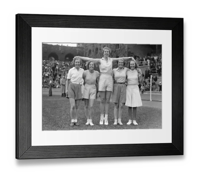 Framed Print : 1930s women in sports. A group of women on Stockholm stadium June 3 1934. The tall girl in the middle is Kerstin Isberg