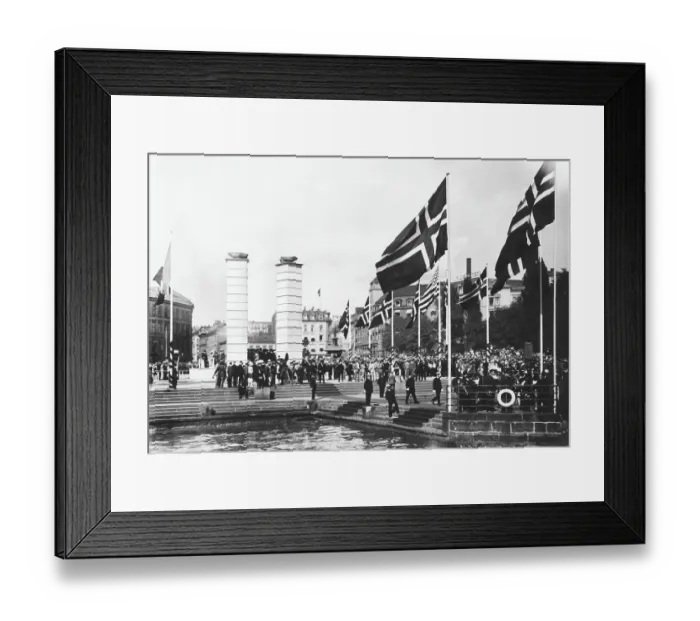 Framed Print : Roald Amundsen. Norwegian polar explorer
