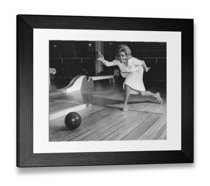 Framed Print : Bowling in the 1960s. Newly elected Stockholm Lucia Inga-Lill Jungnelius is bowling 1963