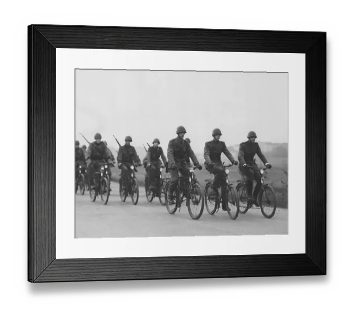 Framed Print : 1940s soldiers. The swedish army is being mobilized during the World War II Framed Print : 1940s soldiers. The swedish army is being mobilized during the World War II
