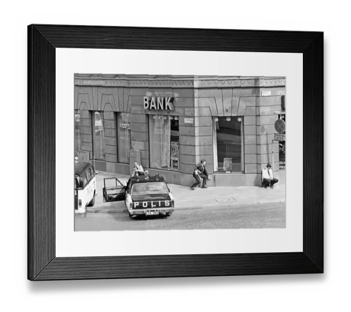Framed Print : The Norrmalmstorg robbery 23-28 august 1973 Framed Print : The Norrmalmstorg robbery 23-28 august 1973