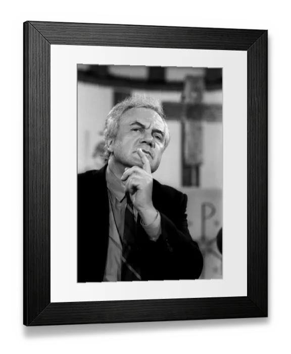 Framed Print : Germany, Berlin, 24 April 1992 Framed Print : Germany, Berlin, 24 April 1992