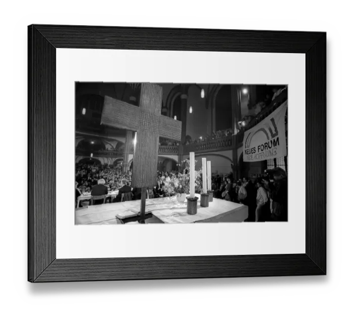 Framed Print : Germany, Berlin, 24.04.1992, Stasi - Verstrickungs - Discussion Framed Print : Germany, Berlin, 24.04.1992, Stasi - Verstrickungs - Discussion