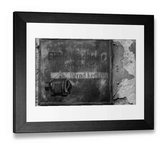 Framed Print : Germany, Berlin, 27 April 1992 Framed Print : Germany, Berlin, 27 April 1992