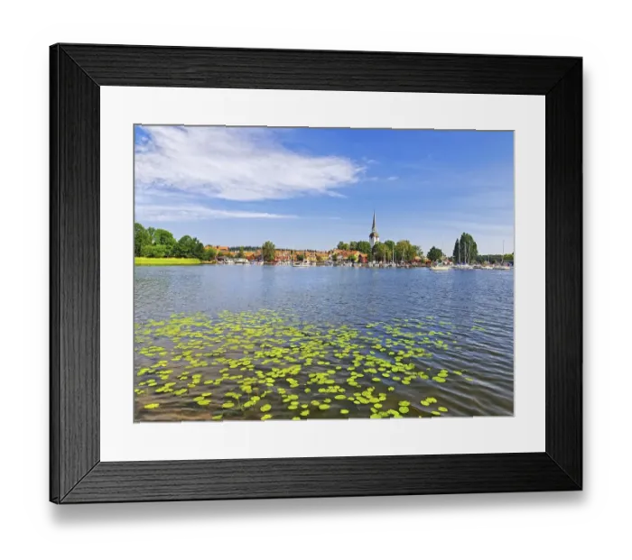 Framed Print : Mariefred on Lake Maelaren, Straengnaes