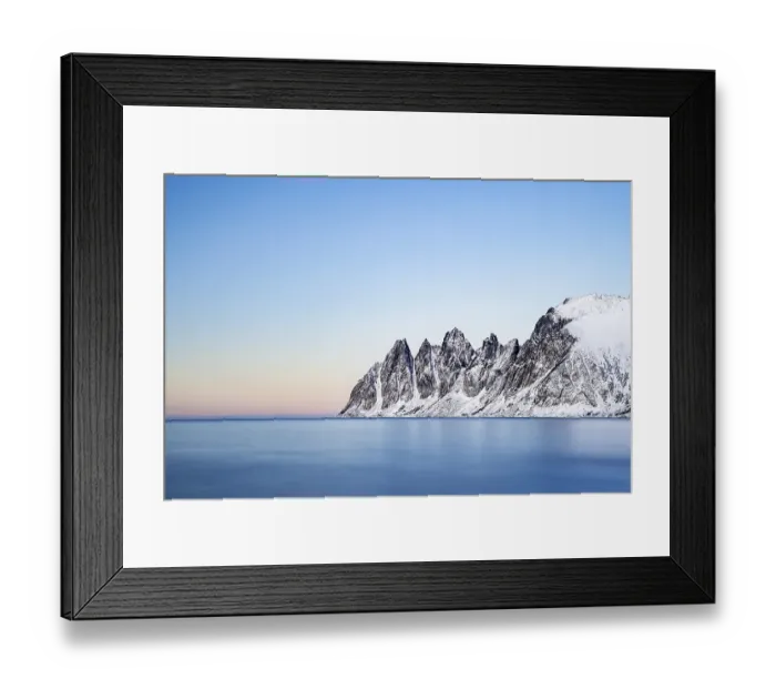 Framed Print : Mountain peaks at Tungeneset, Devil's Teeth