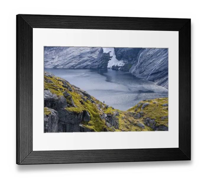 Framed Print : Lake Fjerddalsvatnet, near Sorvagen