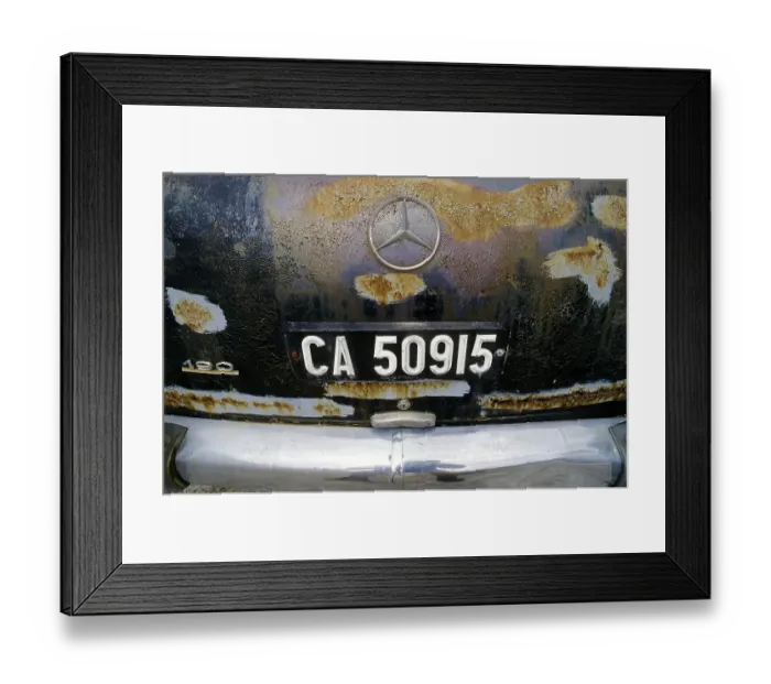 Framed Print : Rusty trunk of Mercedes 190, Cape Town register plate