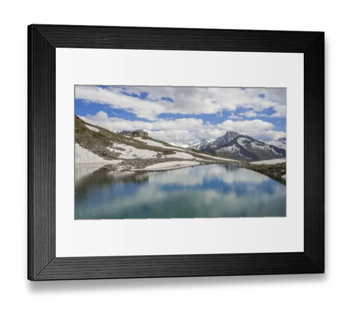 Framed Print : Friesenbergsee with Friesenberghaus in front of snowy mountains