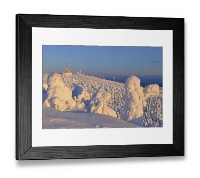 Framed Print : Snow covered mountain peak, Winter Framed Print : Snow covered mountain peak, Winter