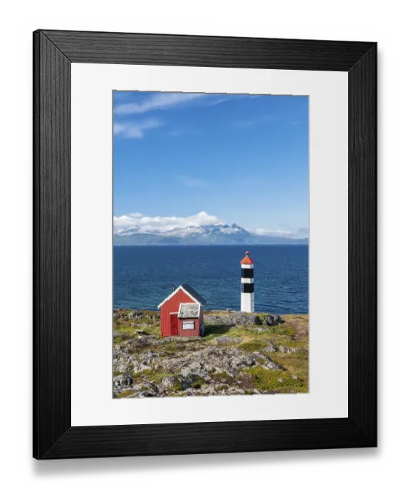 Framed Print : Lyngstuva Lighthouse, Lyngen, Lyngenfjord
