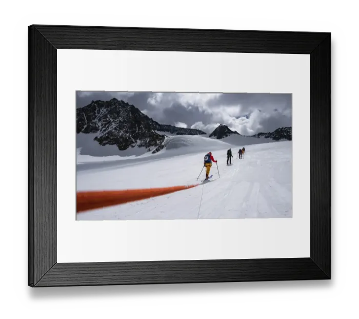 Framed Print : High altitude tour, ski tourers walking on a rope over Alpeiner Ferner glacier Framed Print : High altitude tour, ski tourers walking on a rope over Alpeiner Ferner glacier