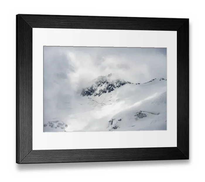 Framed Print : Rugged mountain peaks, Rossgruspitz with break-off edge
