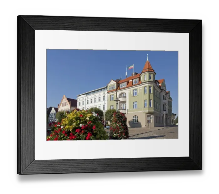 Framed Print : Market place with City Hall, Bergen Framed Print : Market place with City Hall, Bergen