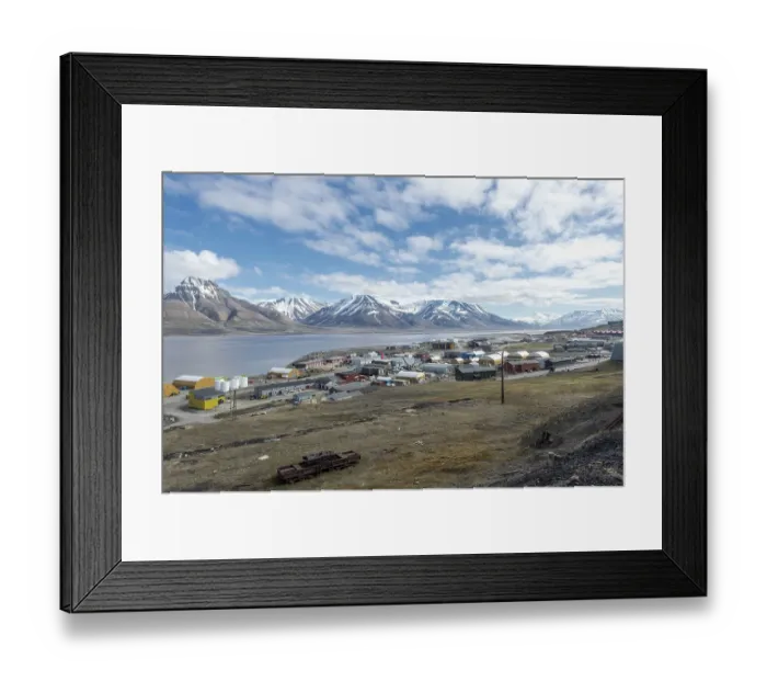 Framed Print : View over Longyearbyen, Spitsbergen Island