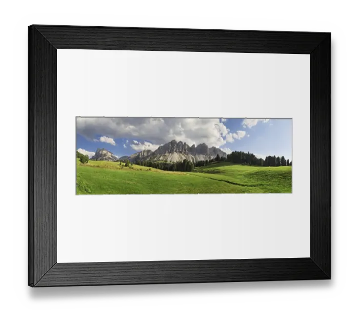 Framed Print : Panoramic view of the Rungtscher Wiesen meadows near Halslhuette mountain lodge and Edelweisshuette mountain lodge