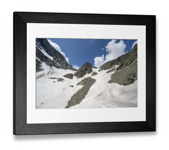Framed Print : Forcellation with snowfields, Noerdliche Moerchnerscharte