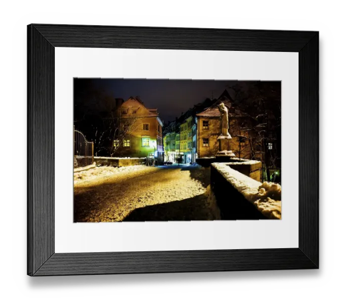 Framed Print : Obere Bruecke bridge at night, Bamberg Framed Print : Obere Bruecke bridge at night, Bamberg